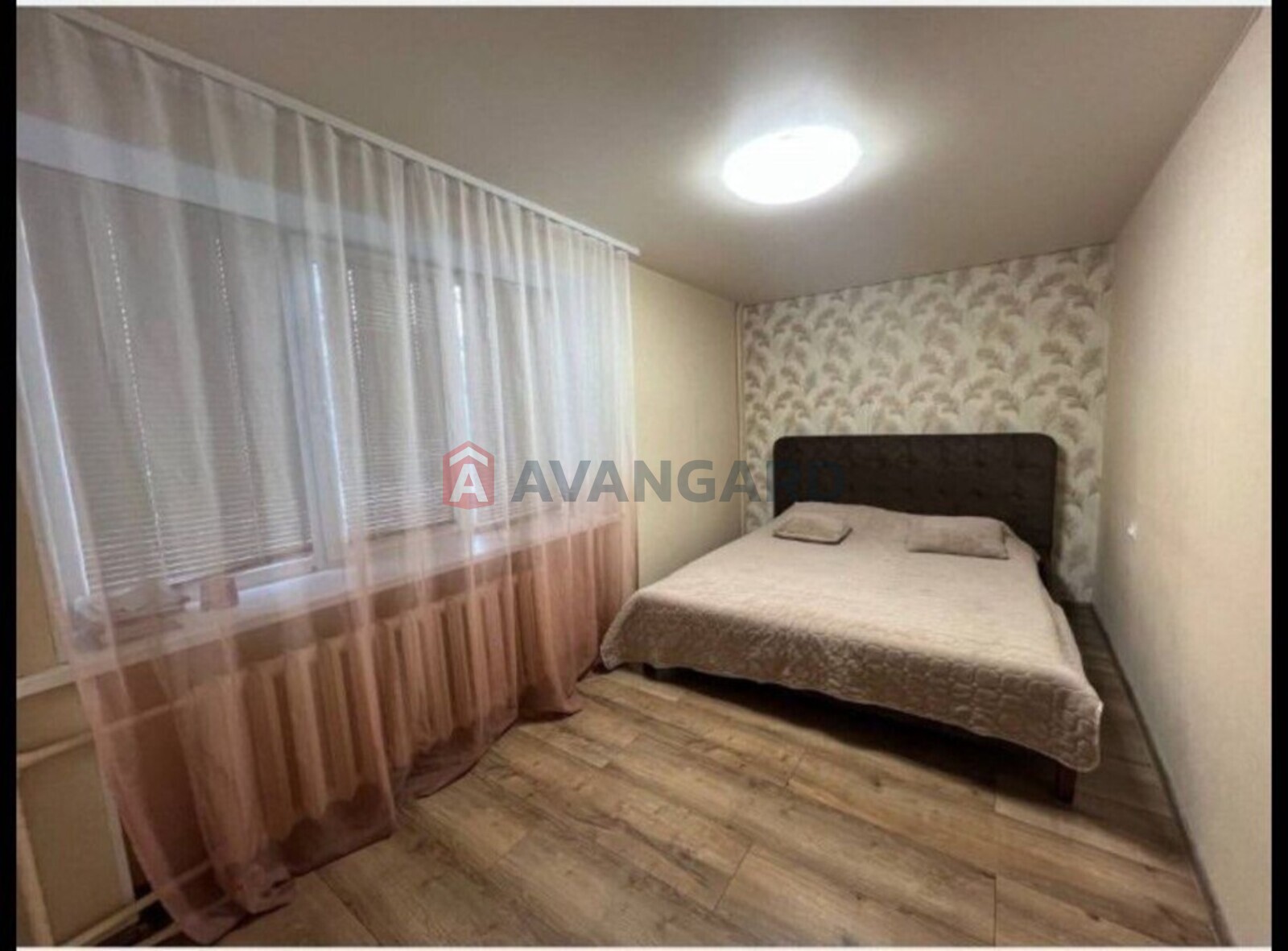 3 ��. ��������, 62/-/8 ��. �., 5/5 ������ ���� 1