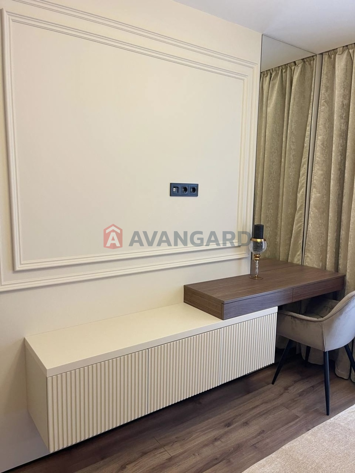 1 ��. ��������, 45/15/20 ��. �., 3/21 ������ ���� 8