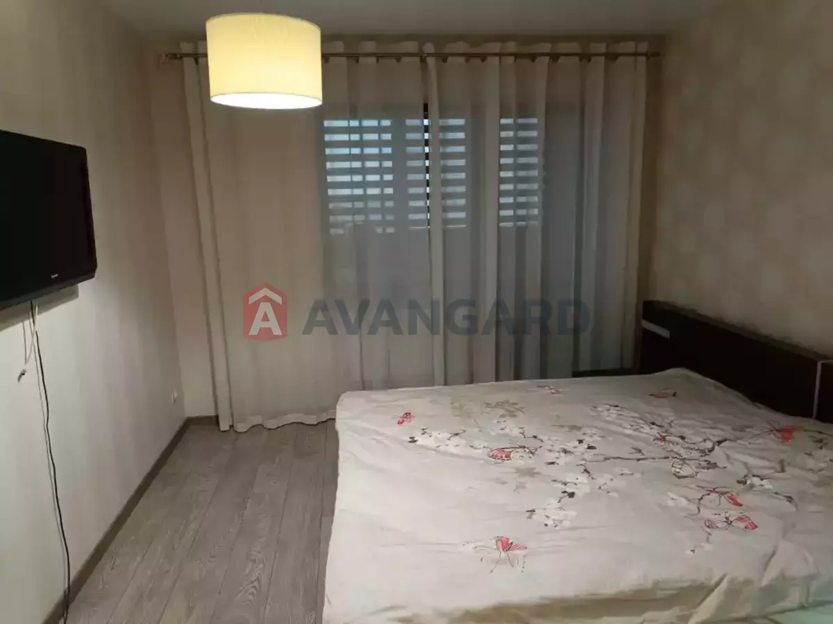3 ����. ��������, 70/-/- ��. �., 6/9 ���� ���� 4