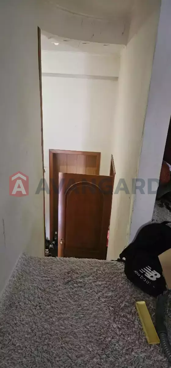 1 ��. ��������, 51/44/7 ��. �., 3/3 ������ ���� 14