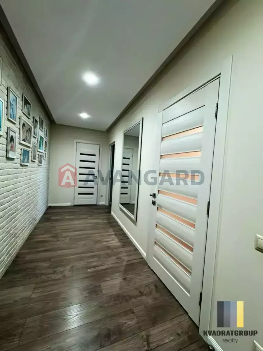 3 ����. ��������, 115/-/- ��. �., 9/11 ���� ���� 13