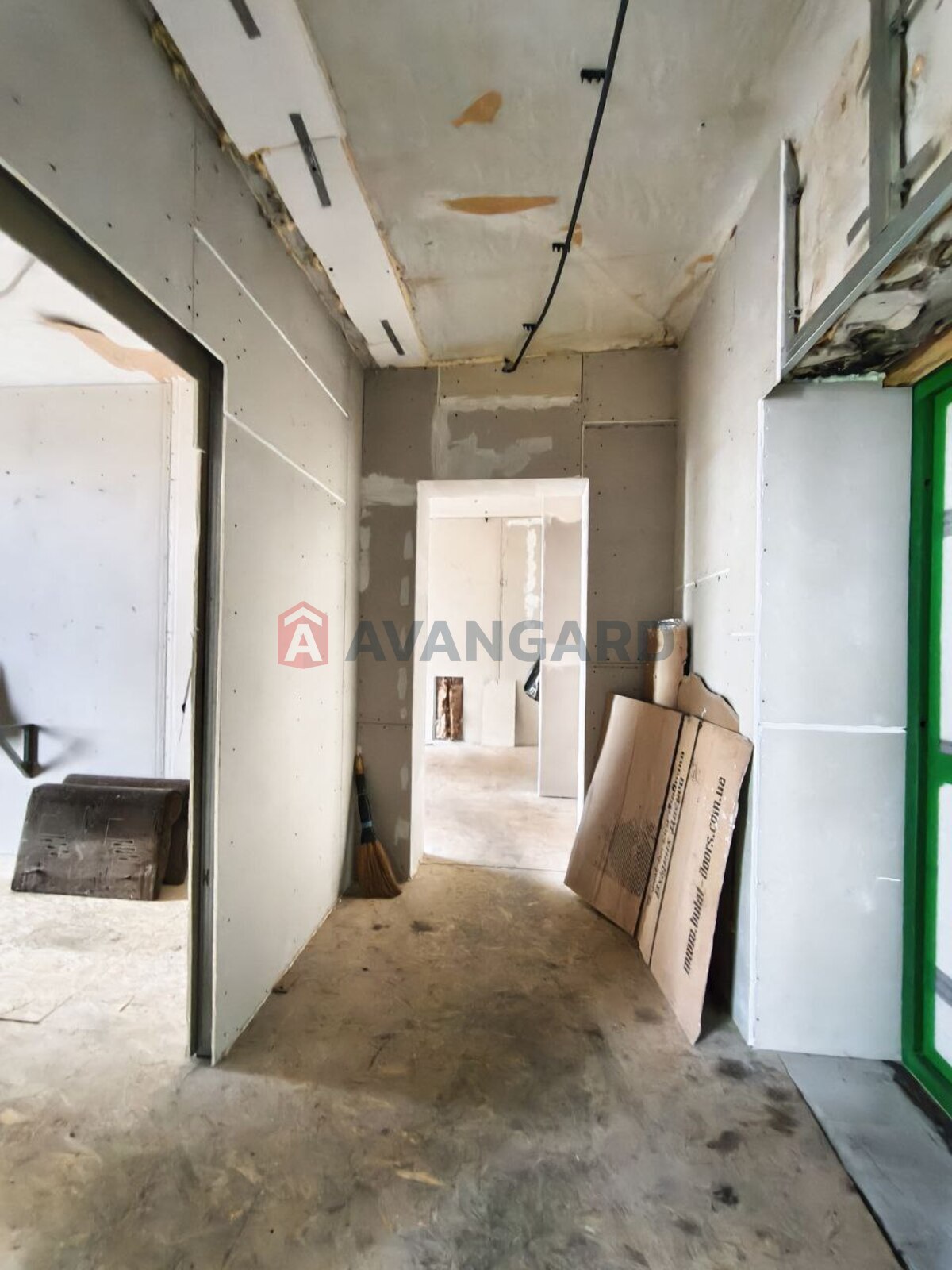 2 ��. ��������, 50/33/8 ��. �., 4/4 ������ ���� 17