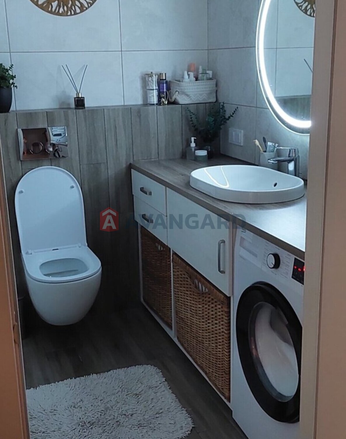 1 ����. ��������, 57/20/23 ��. �., 6/8 ���� ���� 18