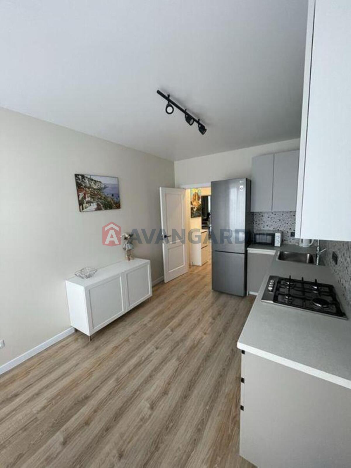 2 ��. ��������, 65/-/18 ��. �., 4/9 ������ ���� 6