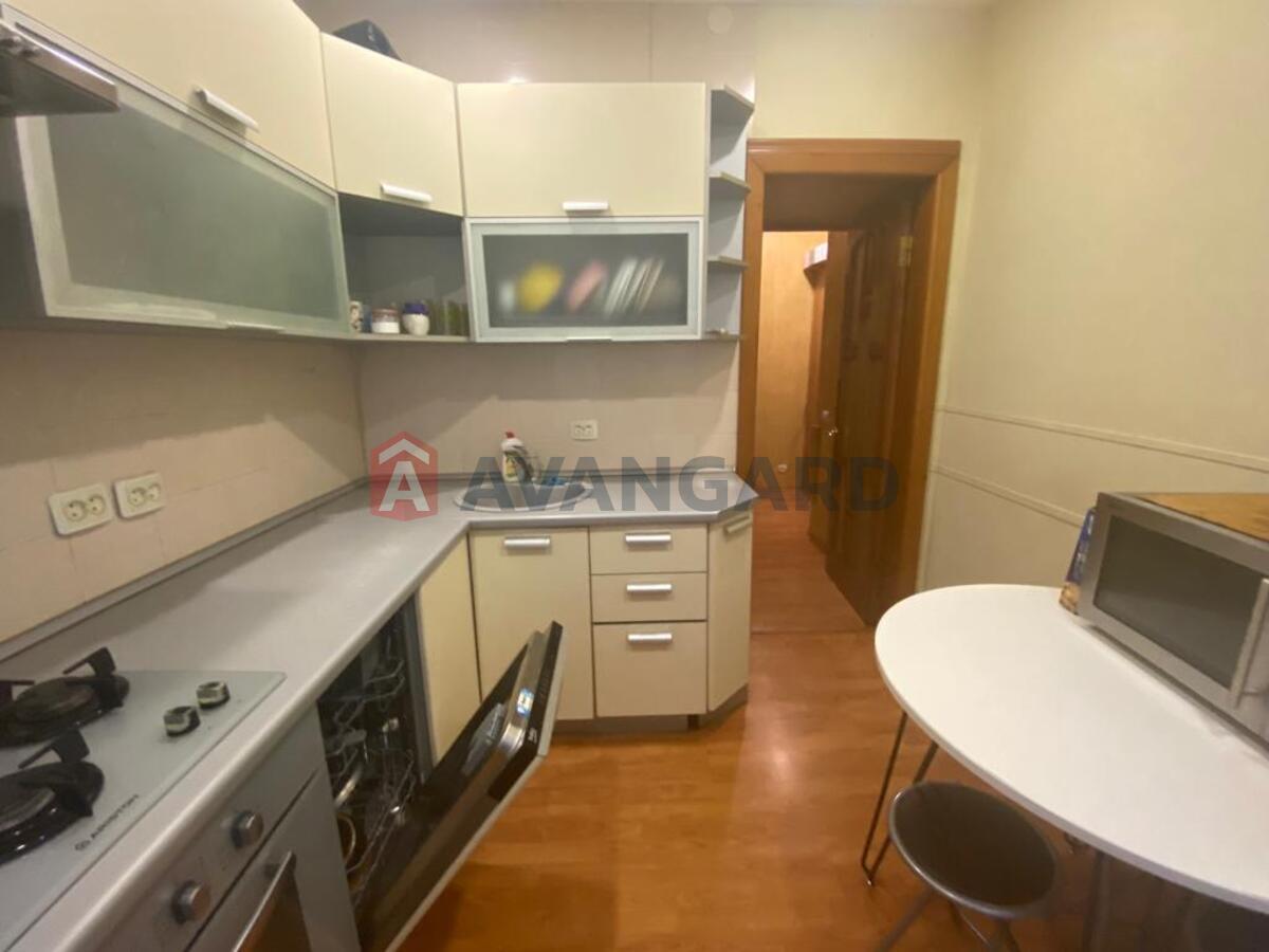 2 ��. ��������, 52/-/- ��. �., 1/5 ������ ���� 1