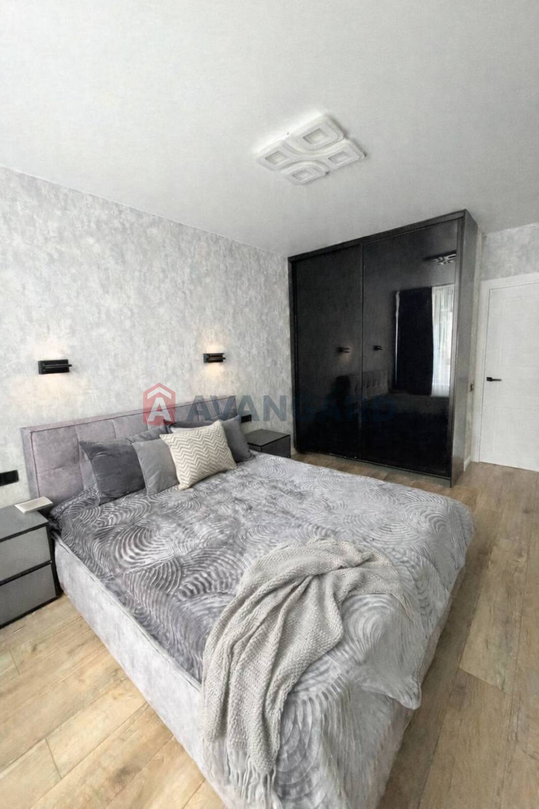 1 ��. ��������, 45/-/25 ��. �., 18/25 ������ ���� 7