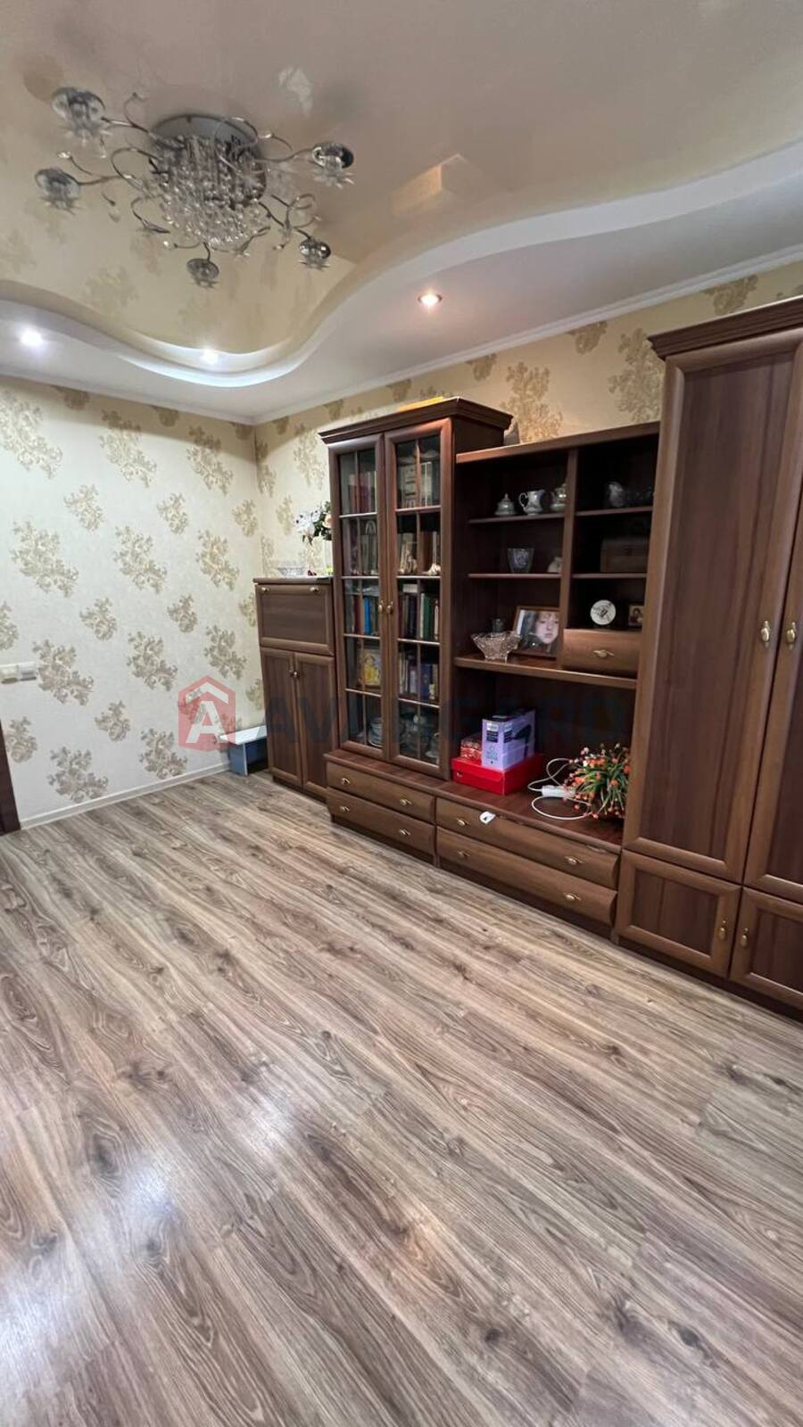 2 ����. ��������, 50/29/8 ��. �., 9/9 ���� ���� 11