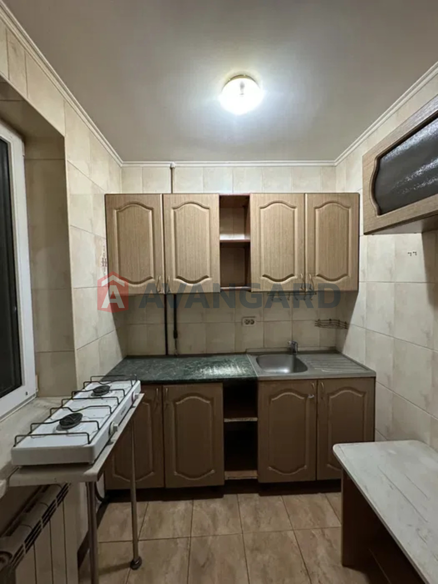 1 ����. ��������, 21/-/4 ��. �., 6/9 ���� ���� 2