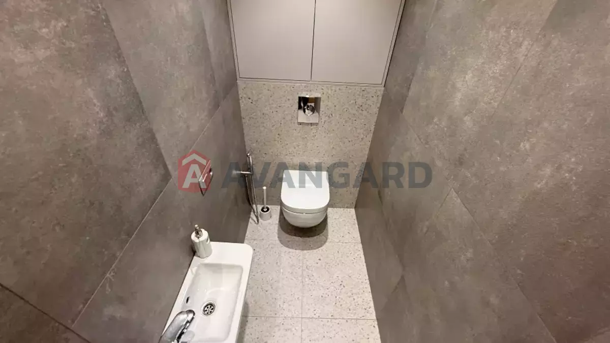 3 ����. ��������, 90/38/30 ��. �., 6/10 ���� ���� 24