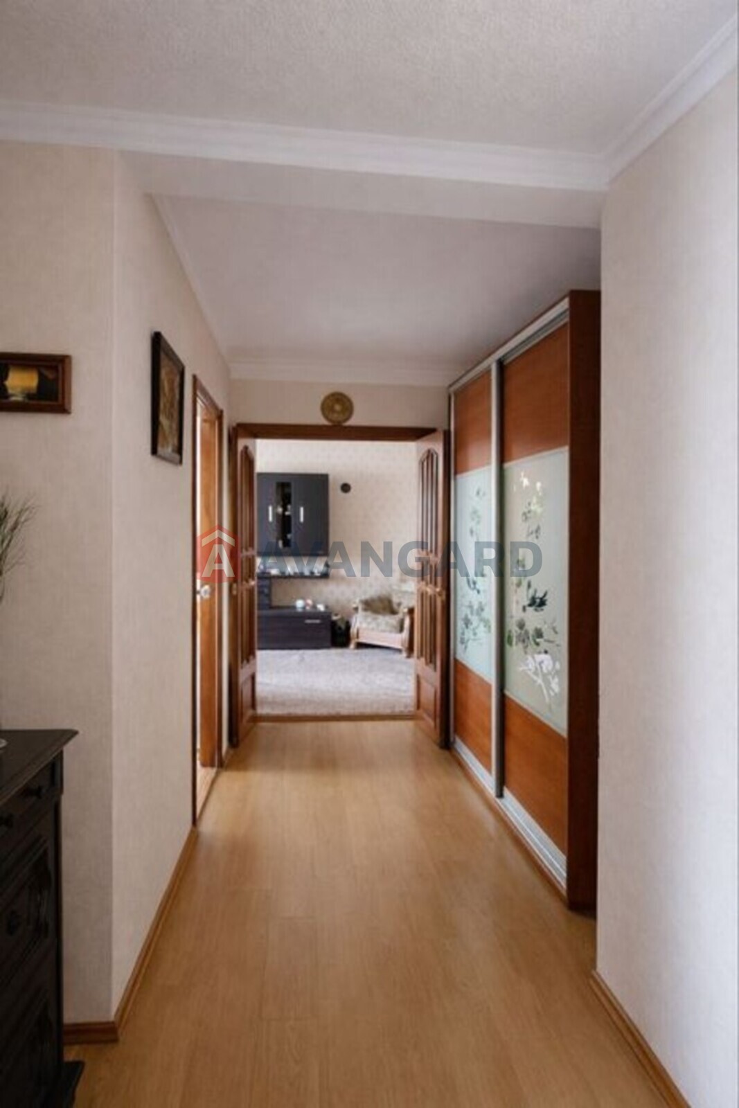 3 ��. ��������, 71/-/10 ��. �., 8/9 ������ ���� 2