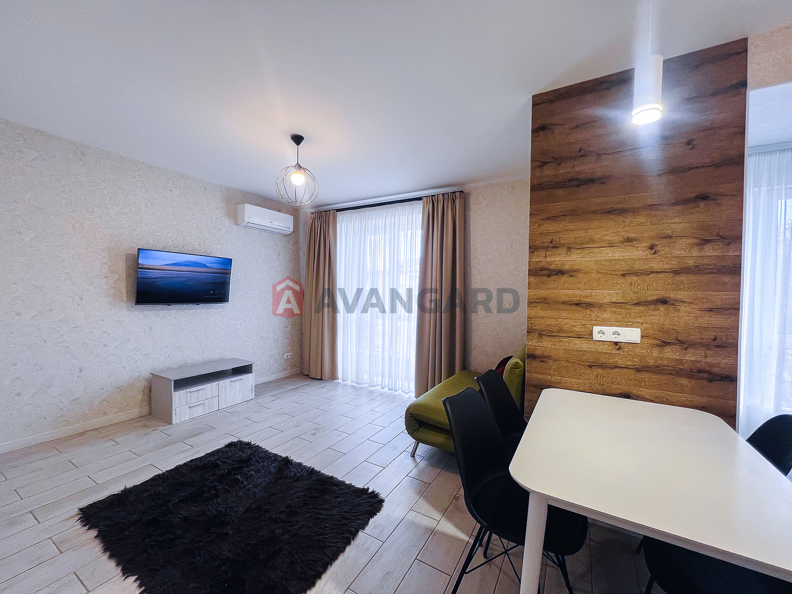 1 . , 44,3/25,8/14,7 . ., 4/10   6