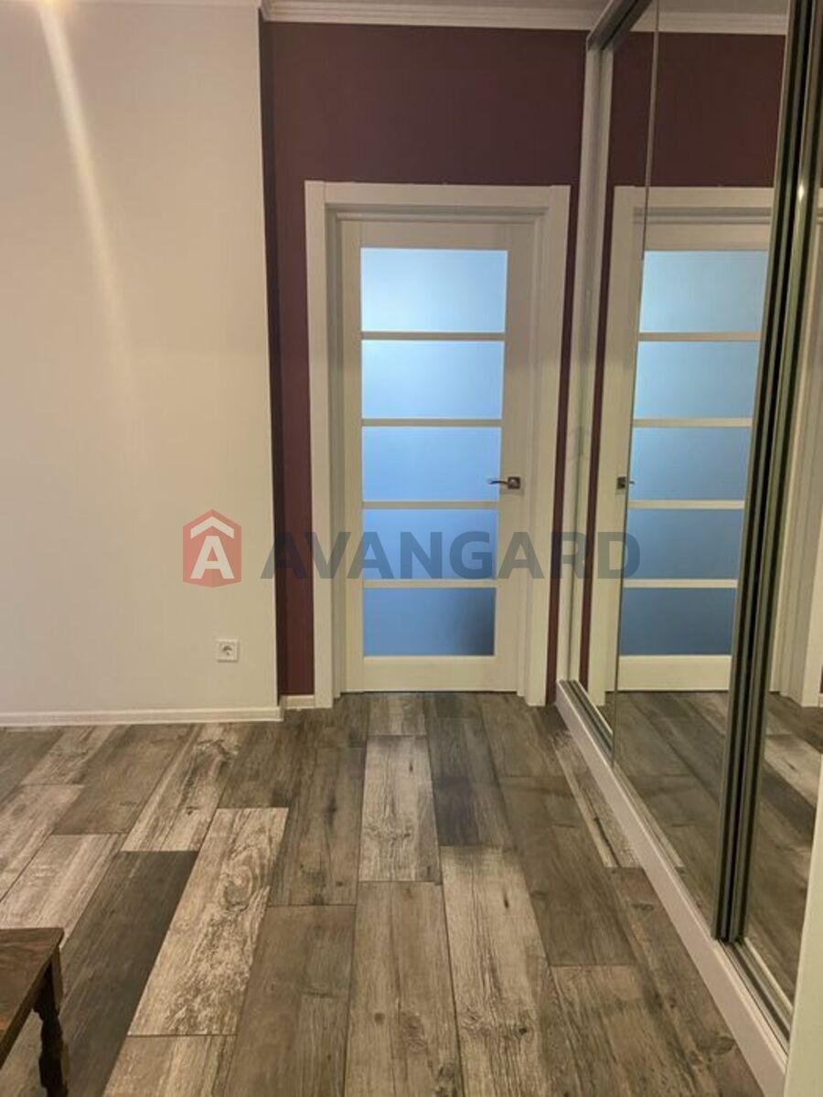 2 ��. ��������, 60/-/7 ��. �., 22/24 ������ ���� 10