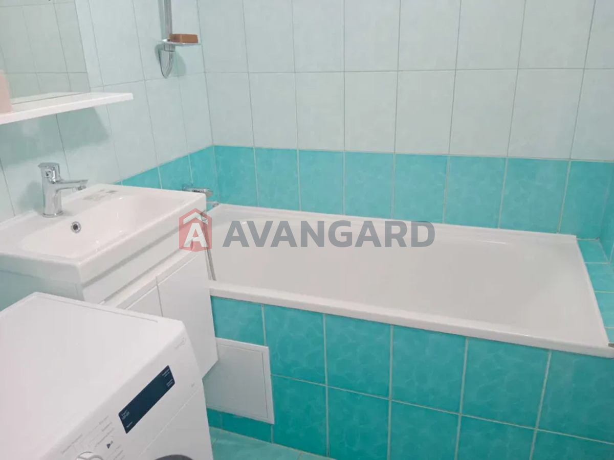 1 . , 30/-/10 . ., 8/9   11