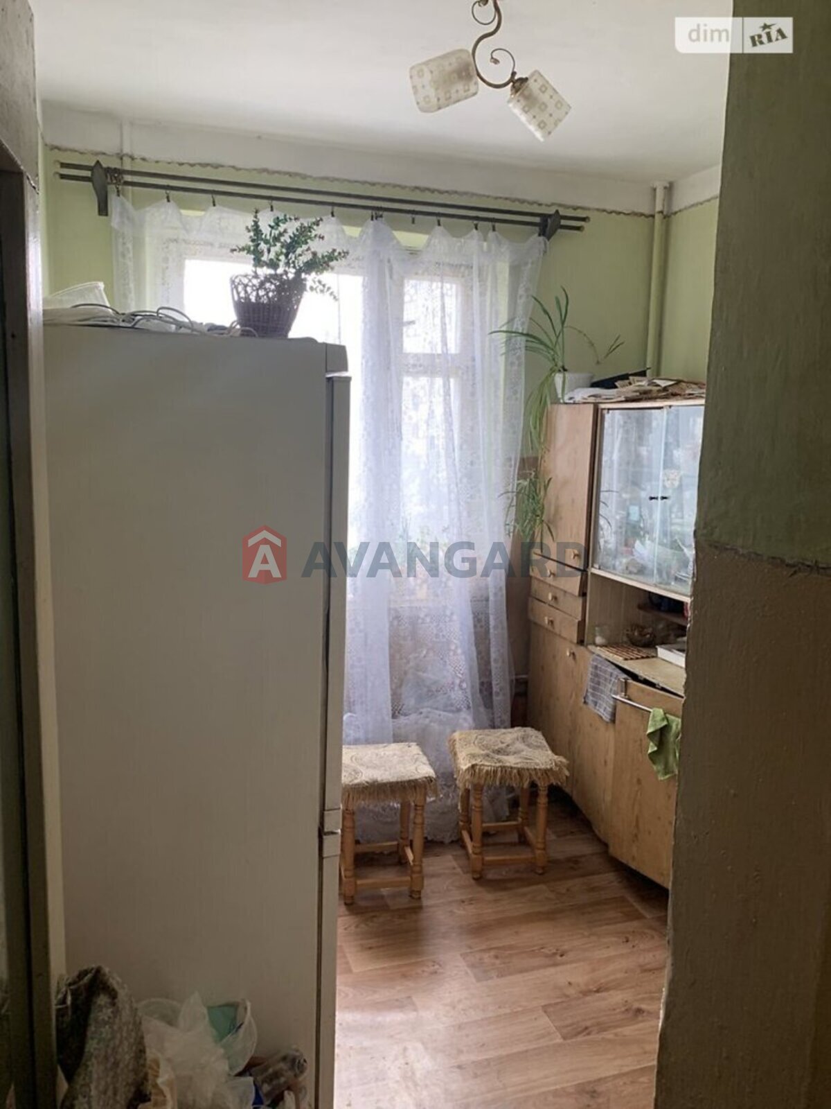 2 ��. ��������, 49/-/- ��. �., 3/9 ������ ���� 10