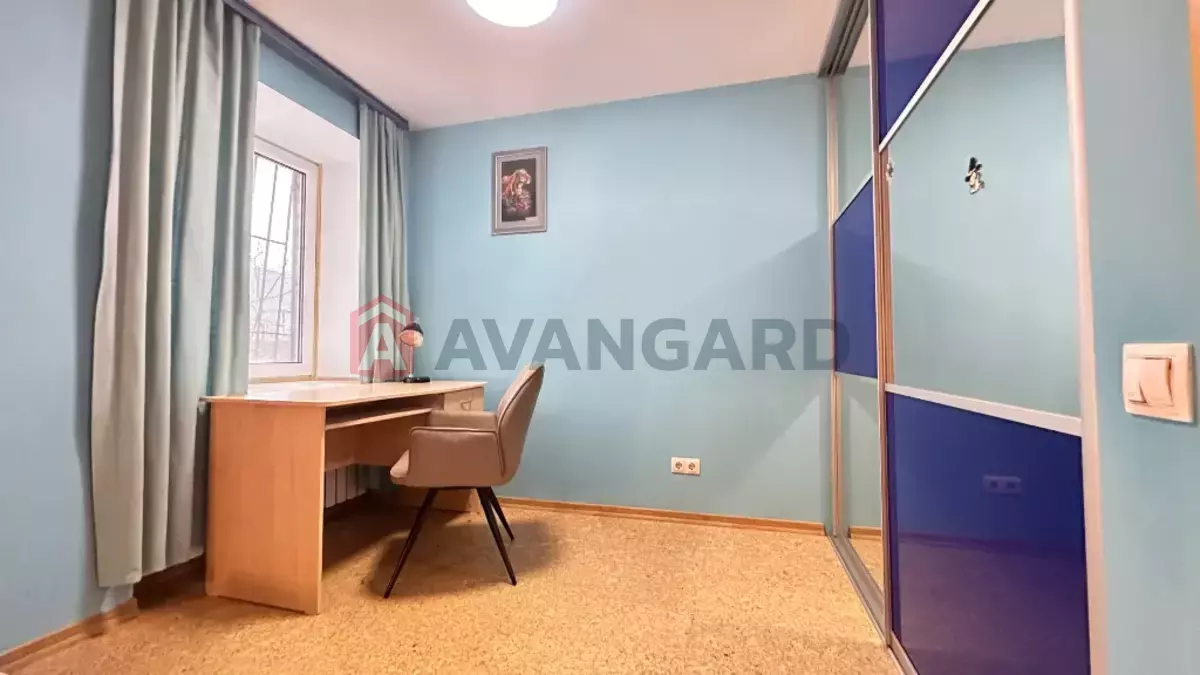 3 ����. ��������, 72/43/12 ��. �., 2/16 ���� ���� 8