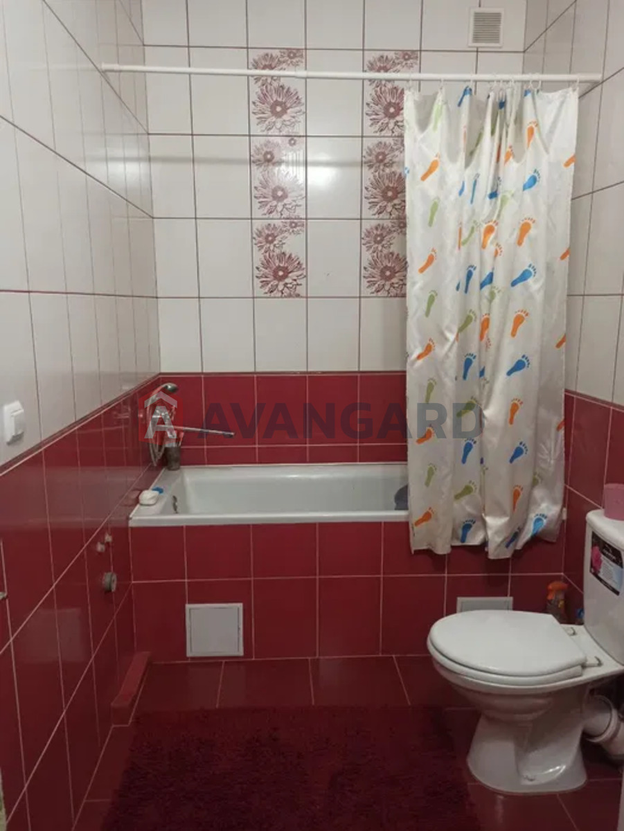 1 ��. ��������, 42/-/9 ��. �., 4/5 ������ ���� 4