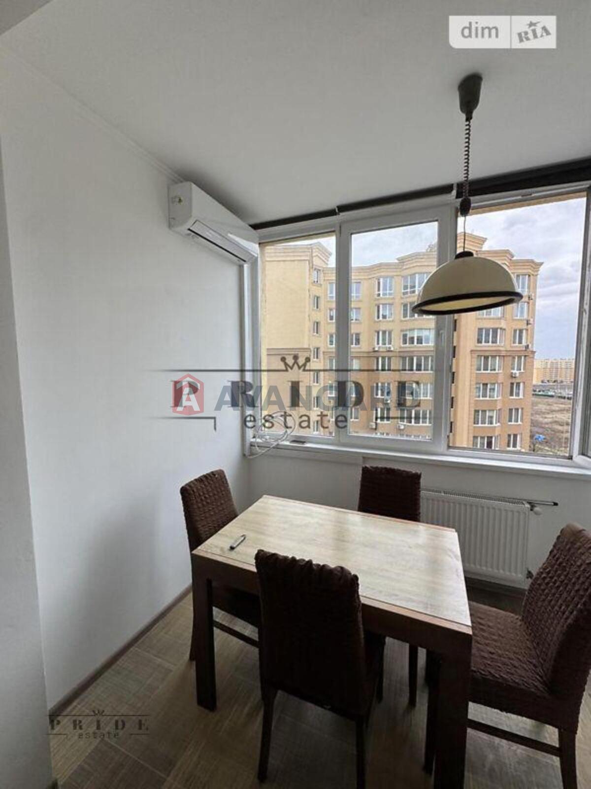 1 ��. ��������, 45/19/16 ��. �., 7/10 ������ ���� 11