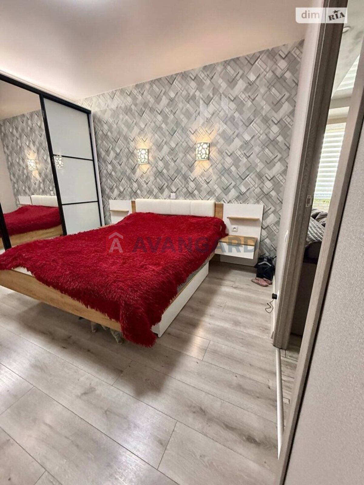 1 ��. ��������, 58/-/- ��. �., 7/10 ������ ���� 2