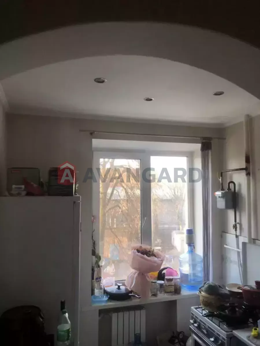 1 ����. ��������, 33/-/7 ��. �., 3/9 ���� ���� 1