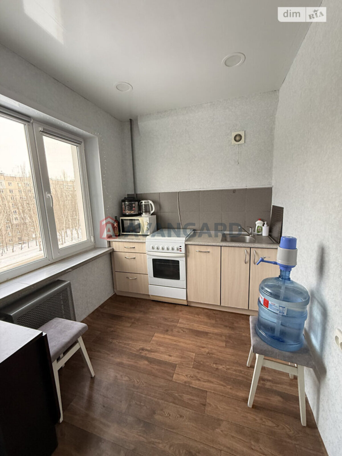 1 ��. ��������, 36/-/- ��. �., 6/9 ������ ���� 16