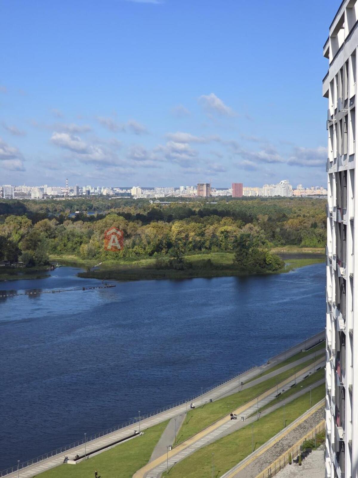 2 ��. ��������, 67/34/18 ��. �., 15/17 ������ ���� 3