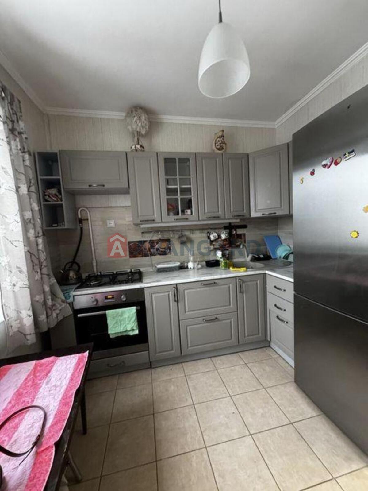 2 ����. ��������, 51/-/8 ��. �., 9/9 ���� ���� 1