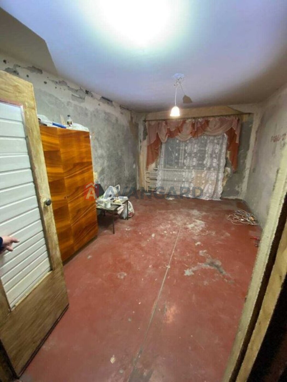 5 ��. ��������, 92/-/6 ��. �., 9/9 ������ ���� 9