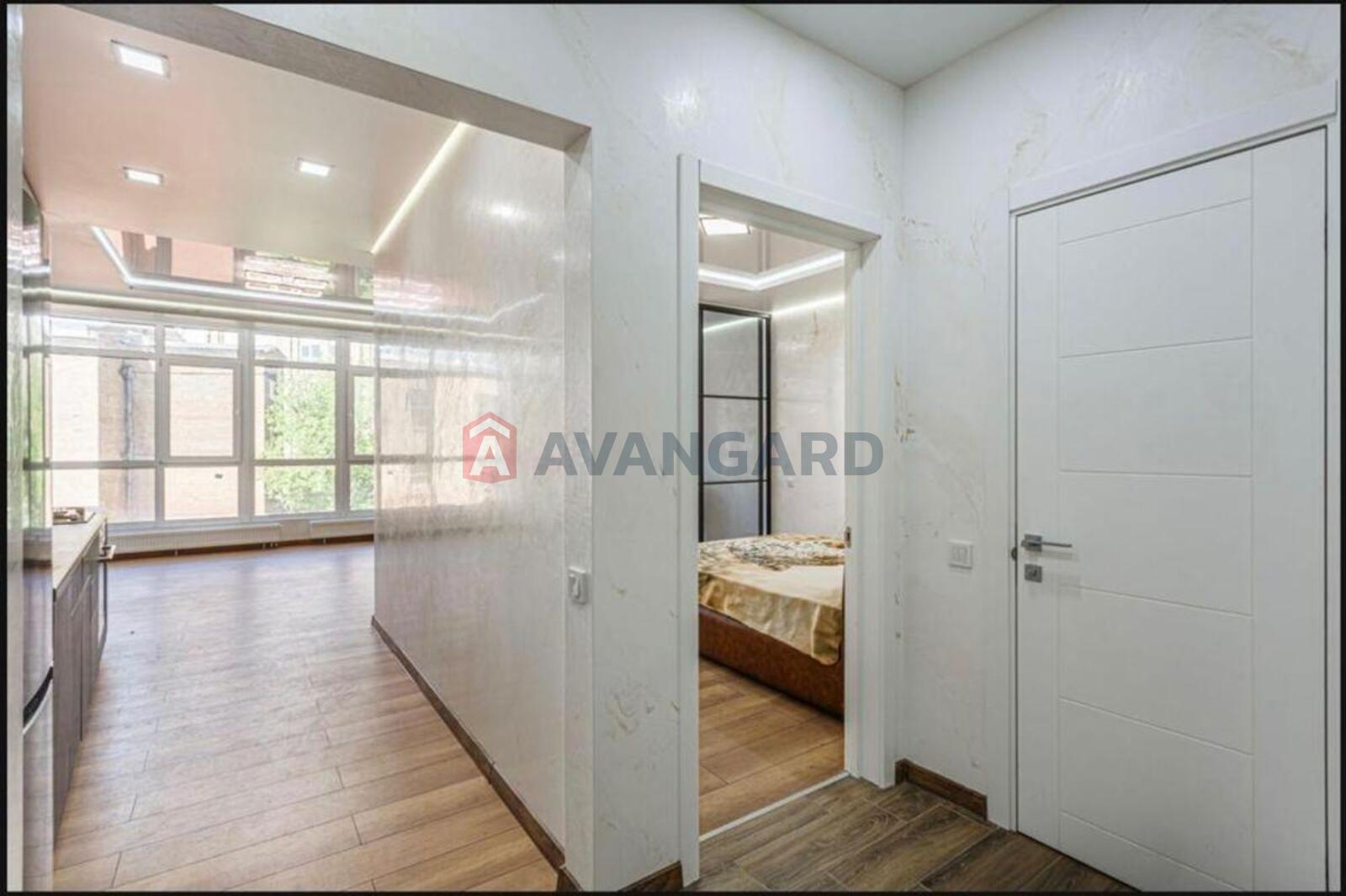 2 ��. ��������, 77/-/25 ��. �., 5/12 ������ ���� 22