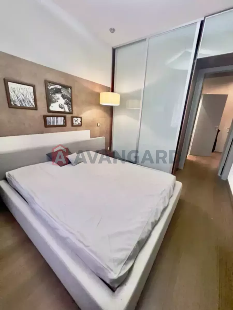 2 ��. ��������, 63/-/10 ��. �., 6/12 ������ ���� 8