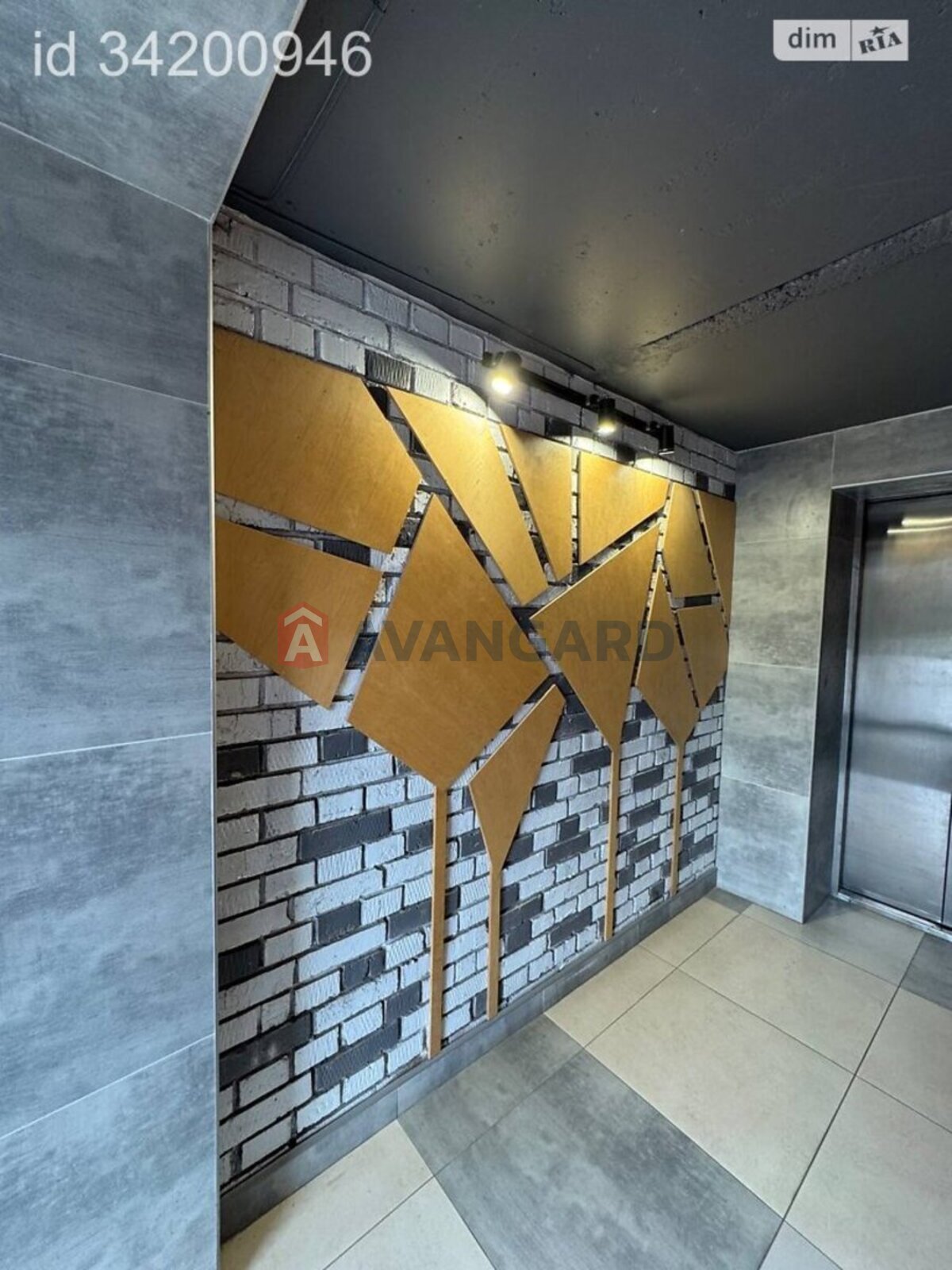 2 ��. ��������, 82/40/14 ��. �., 5/10 ������ ���� 2