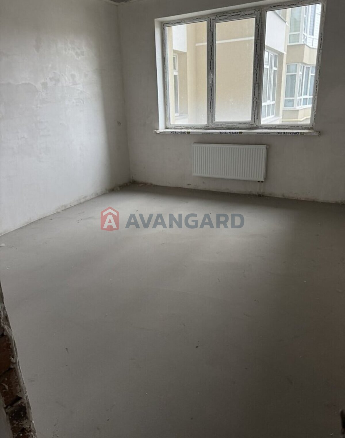 3 ��. ��������, 103/54/20 ��. �., 1/10 ������ ���� 6