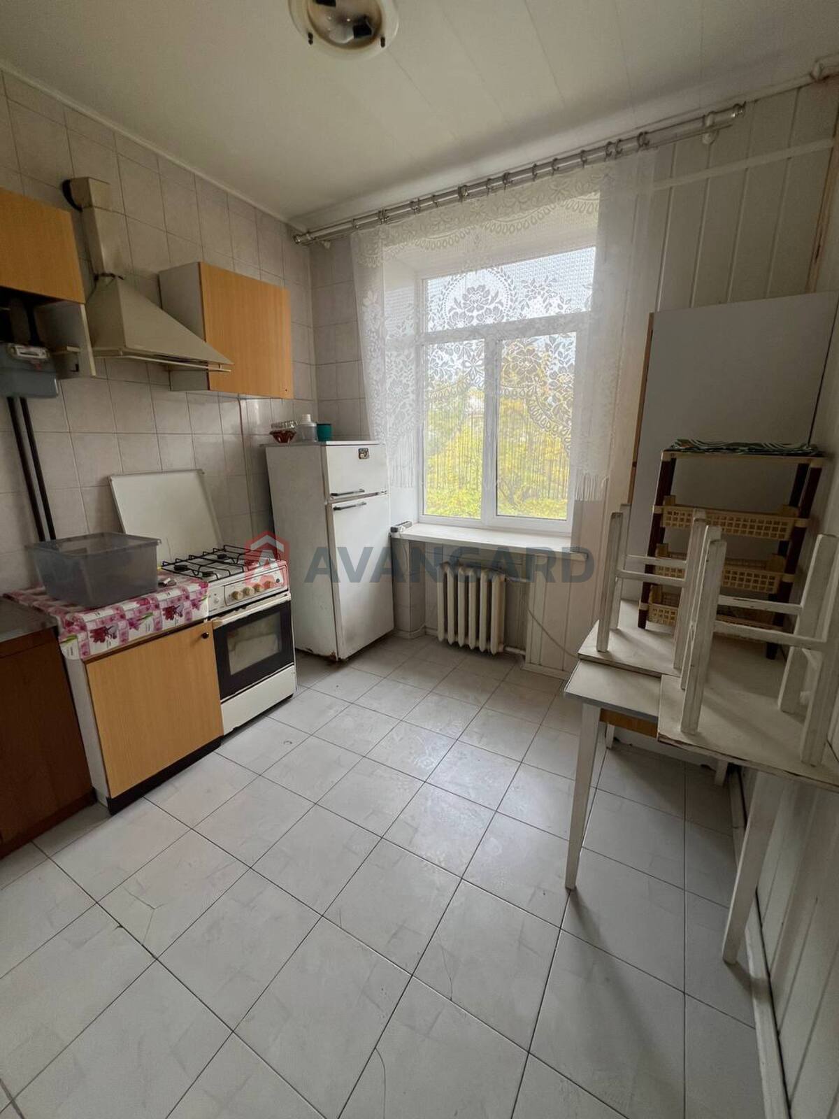 2 ��. ��������, 50/-/9 ��. �., 5/5 ������ ���� 9