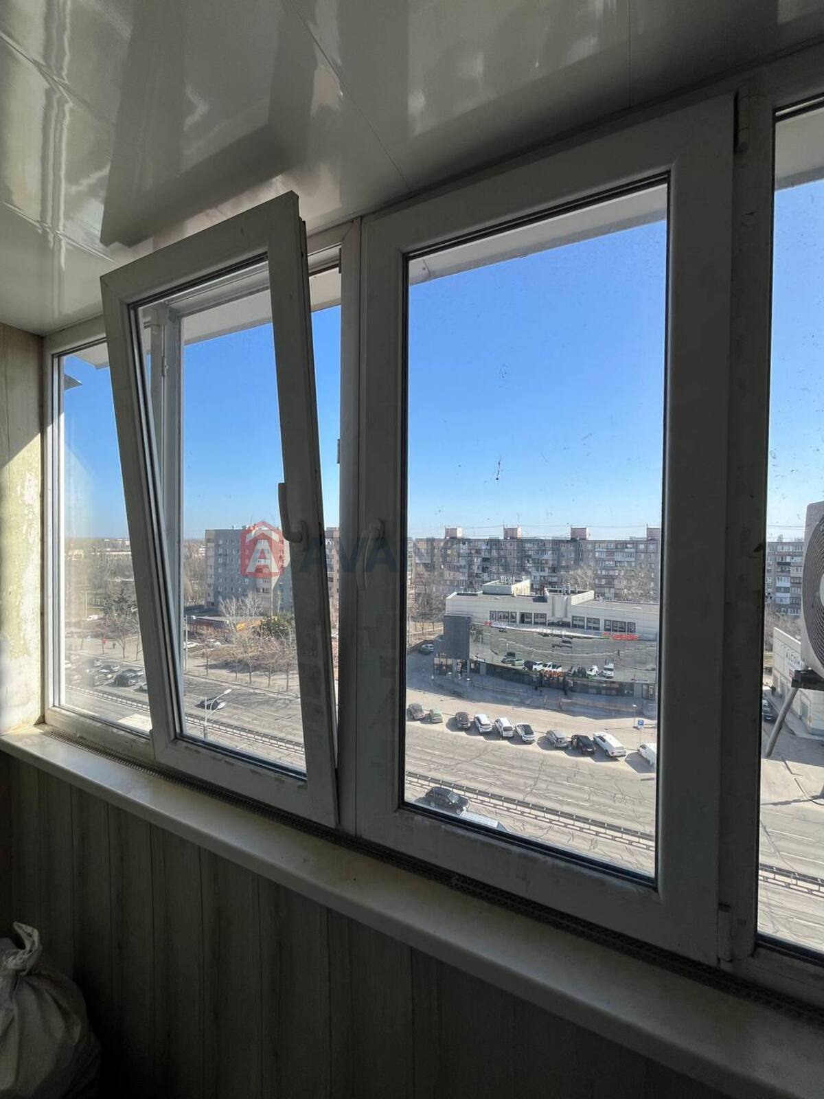 2 ��. ��������, 43/23/7 ��. �., 9/10 ������ ���� 8