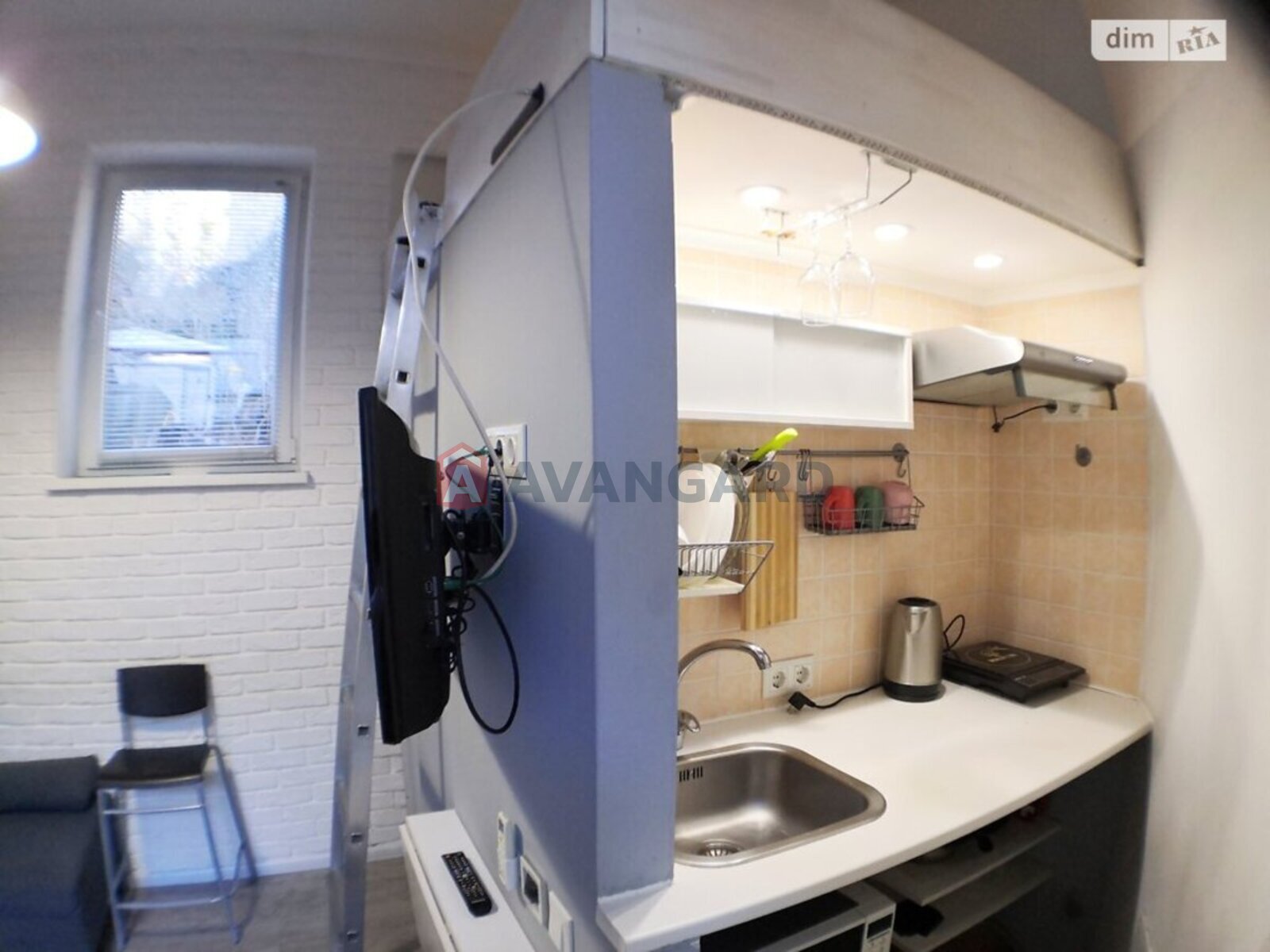 1 . , 12/-/- . ., 1/2   4