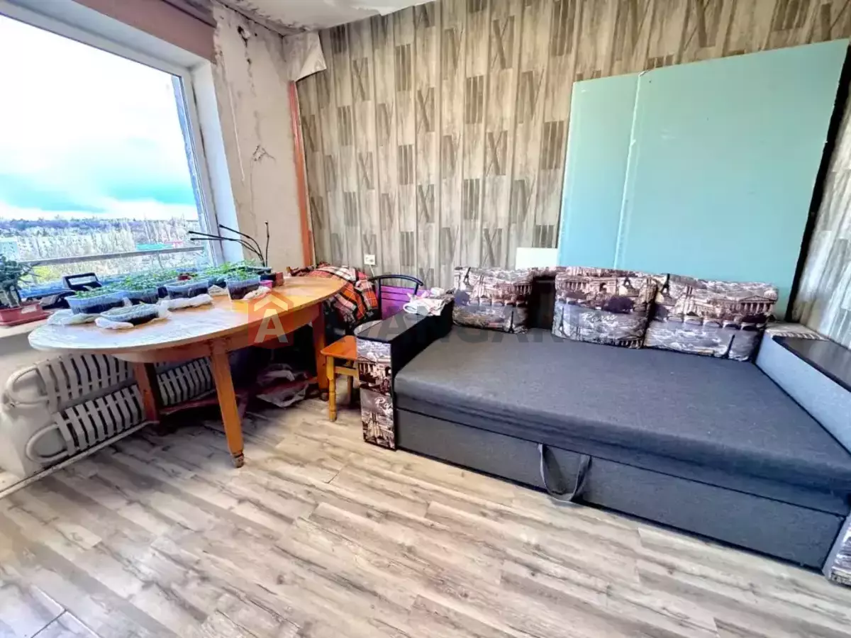 3 ��. ��������, 71/43/8 ��. �., 9/9 ������ ���� 10