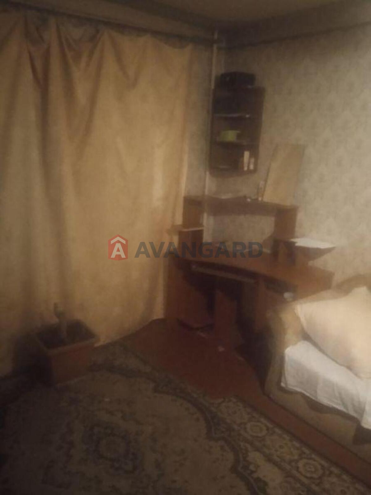 1 ��. ��������, 38/-/8 ��. �., 2/9 ������ ���� 2