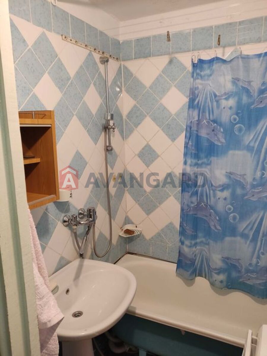 3 . , 67/-/7 . ., 5/10   12