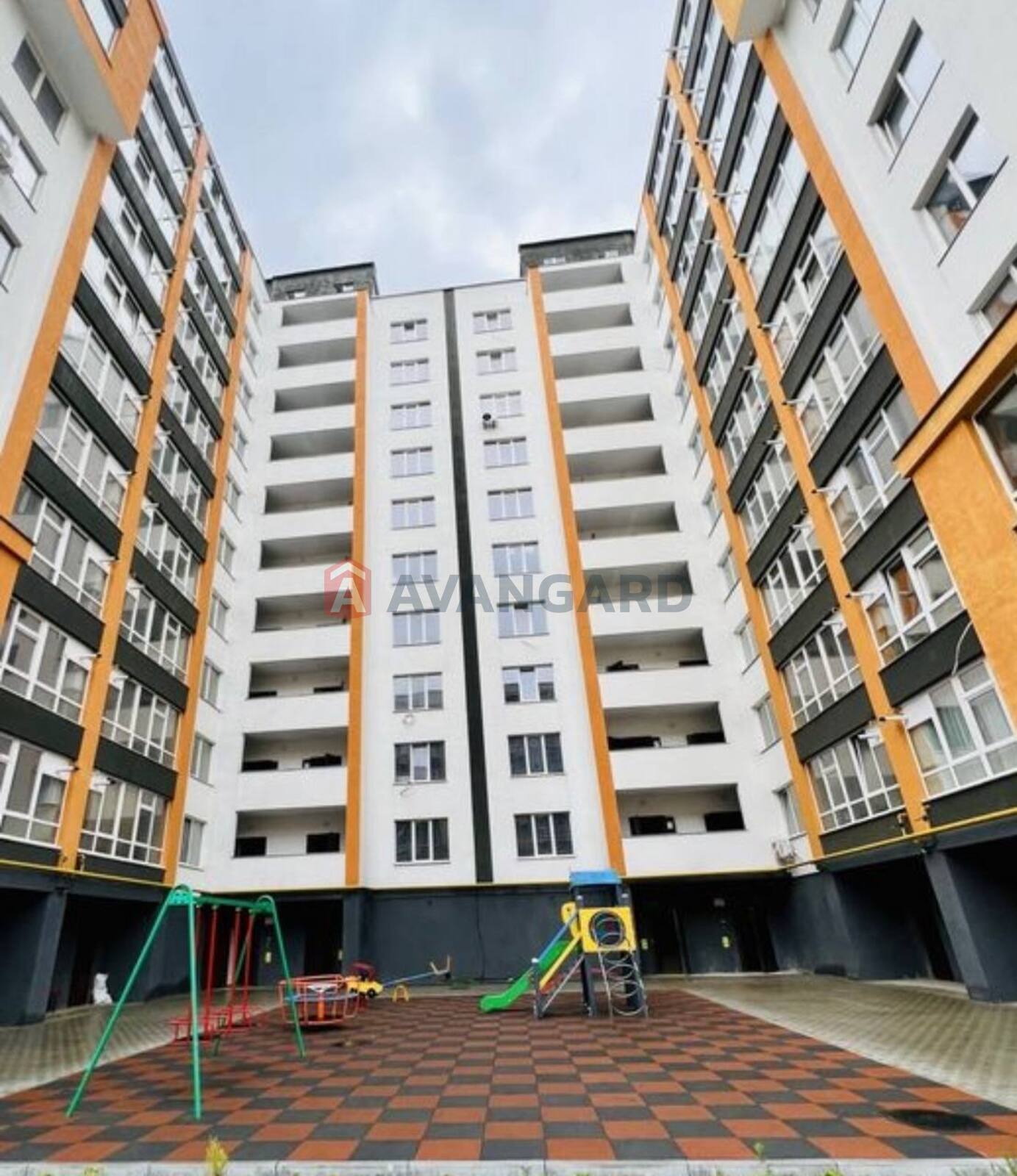 1 ��. ��������, 83/44/17,4 ��. �., 1/10 ������ ���� 2