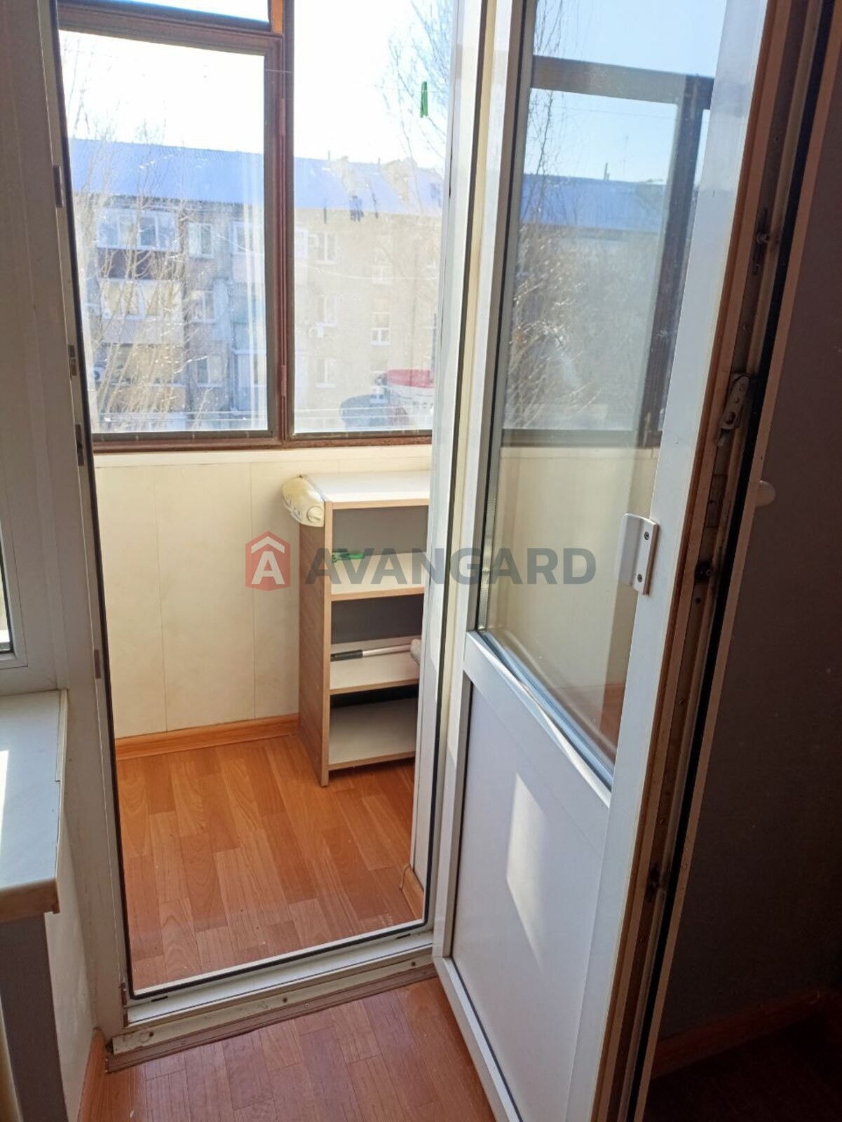 1 ��. ��������, 29.3/-/6,5 ��. �., 5/5 ������ ���� 4