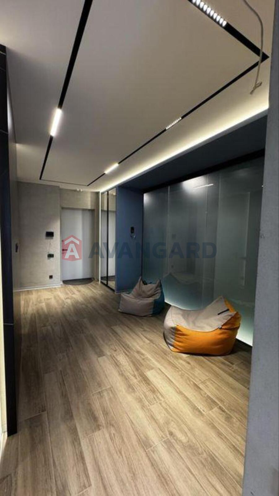 2 ��. ��������, 76/-/23 ��. �., 17/24 ������ ���� 12