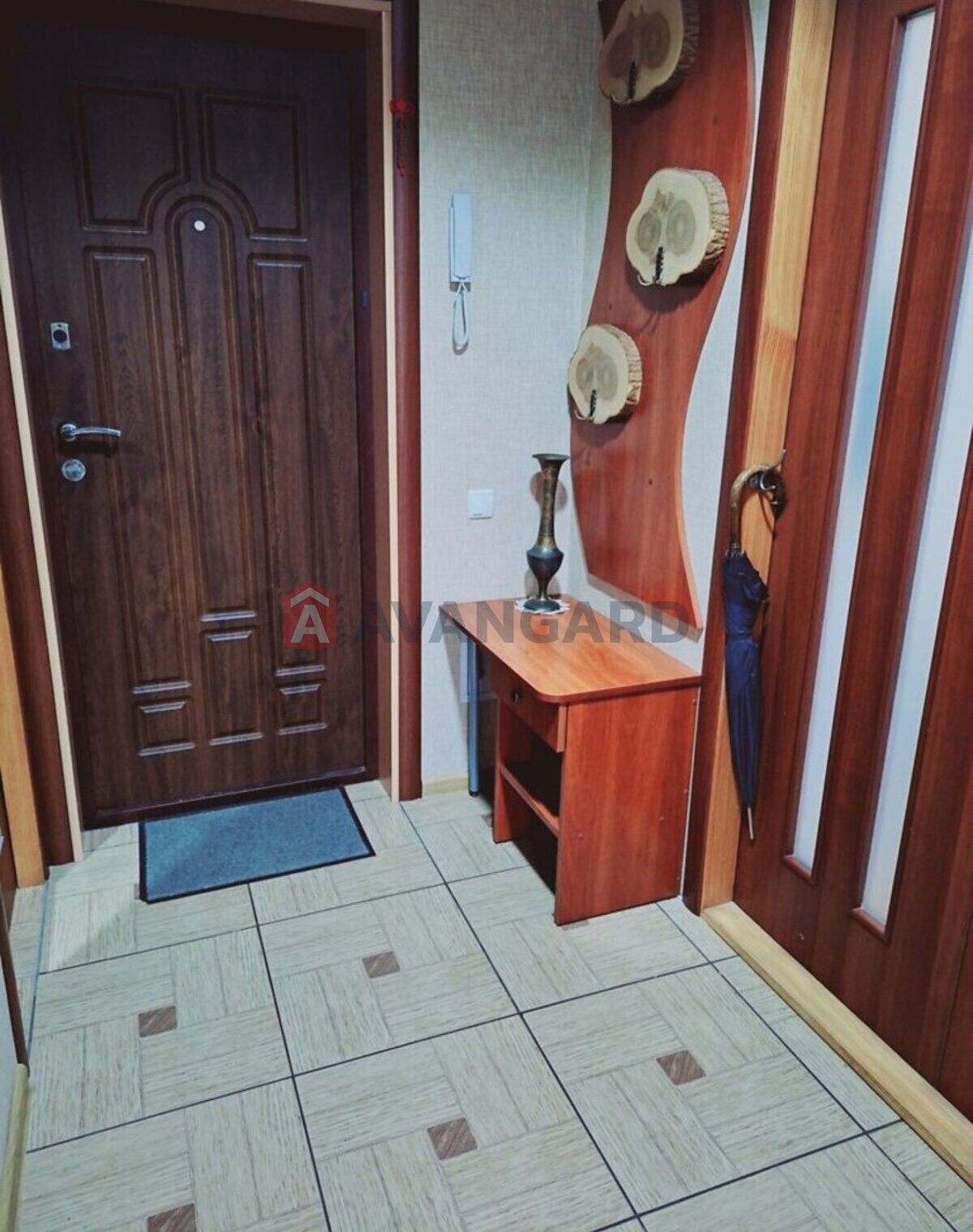 1 ��. ��������, 40/17/9 ��. �., 1/5 ������ ���� 6