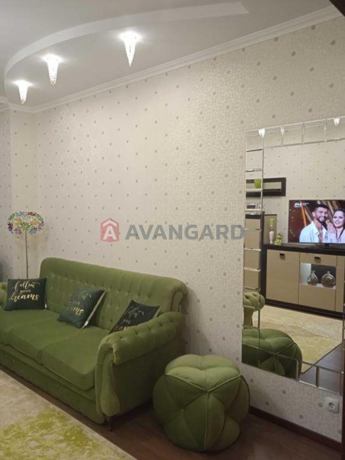 3 ����. ��������, 107/-/12 ��. �., 4/14 ���� ���� 3