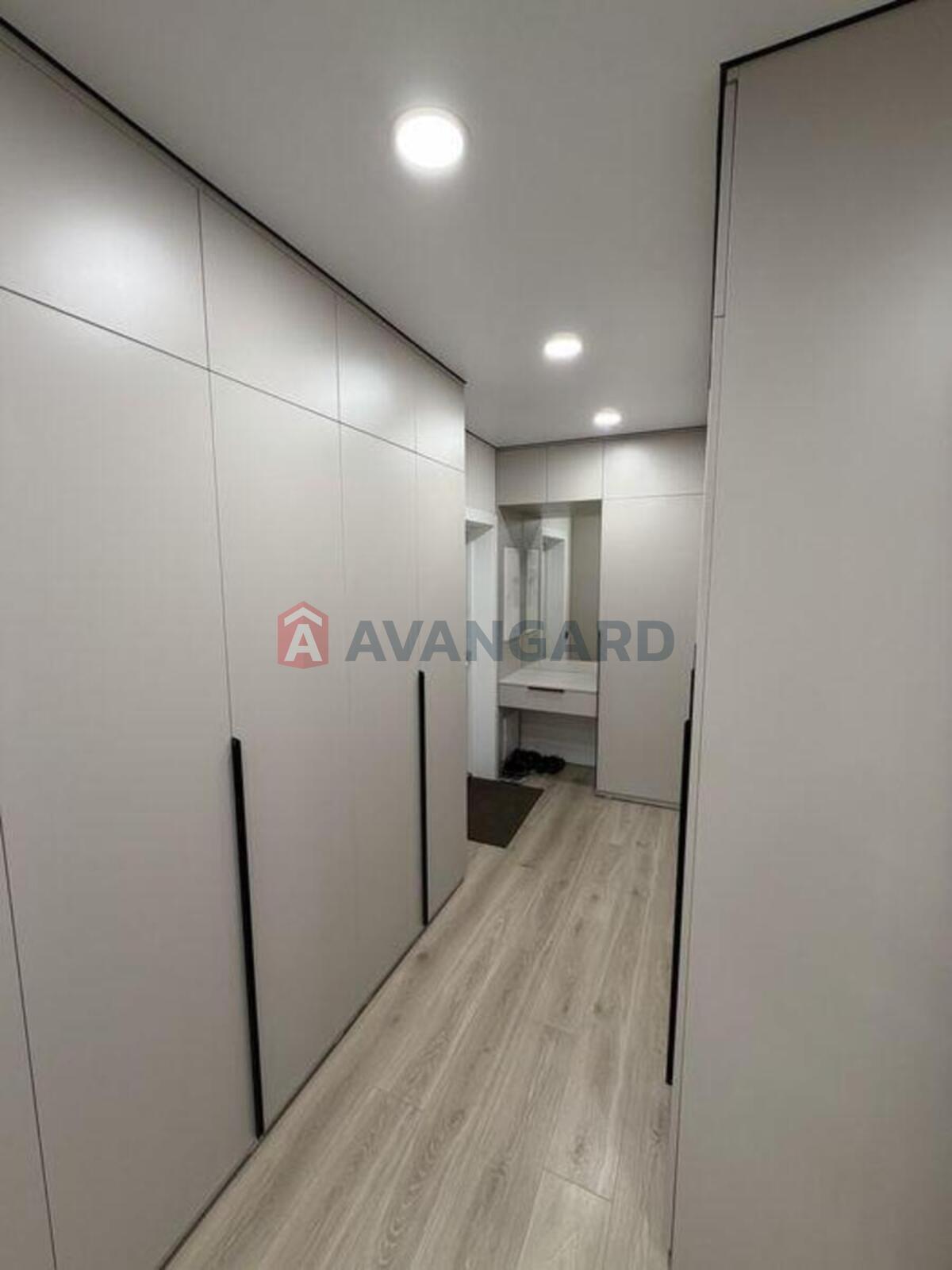 2 ��. ��������, 71/-/21 ��. �., 3/25 ������ ���� 13