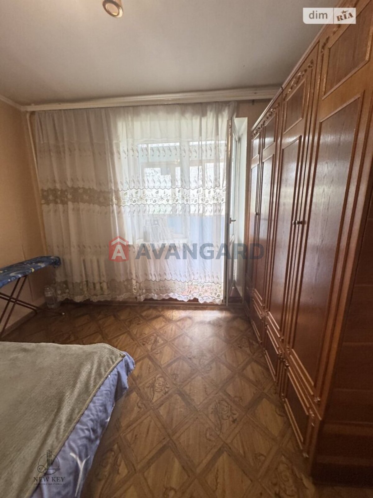 1 ��. ��������, 24/12/6 ��. �., 2/5 ������ ���� 6