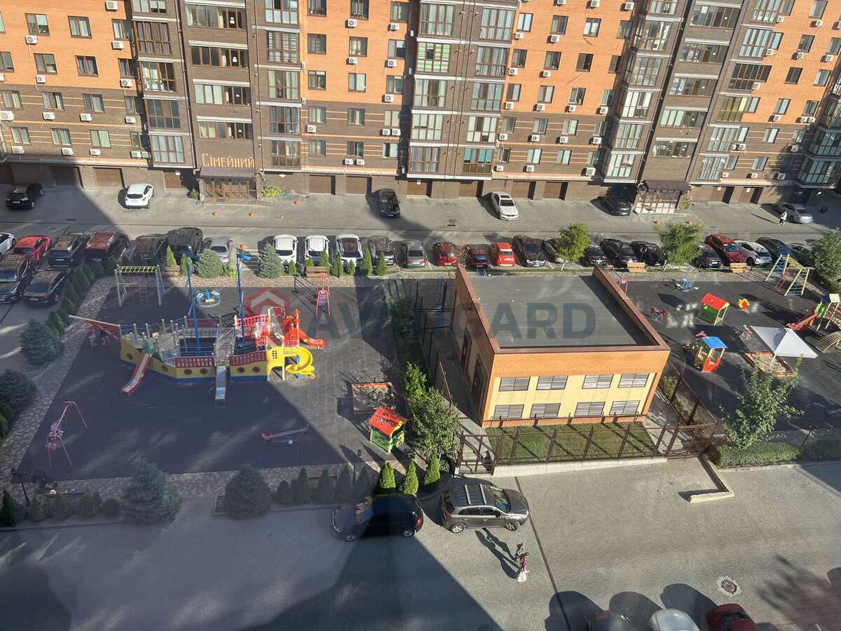 2 ��. ��������, 53/-/17 ��. �., 8/12 ������ ���� 3