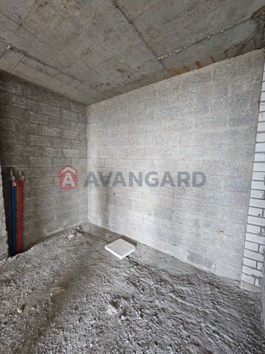 1 ����. ��������, 51/-/21 ��. �., 18/18 ���� ���� 4