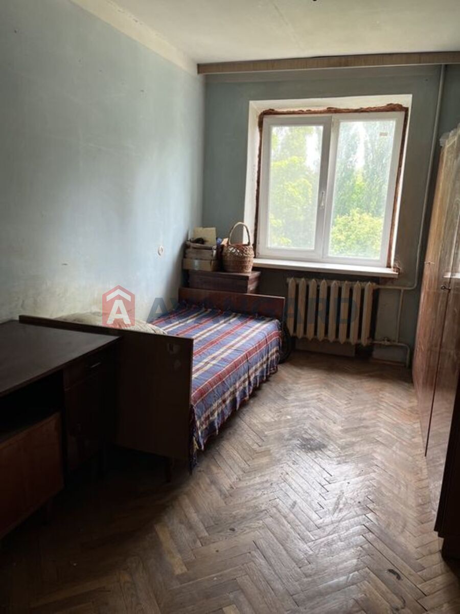 2 ��. ��������, 48/-/7 ��. �., 4/5 ������ ���� 19