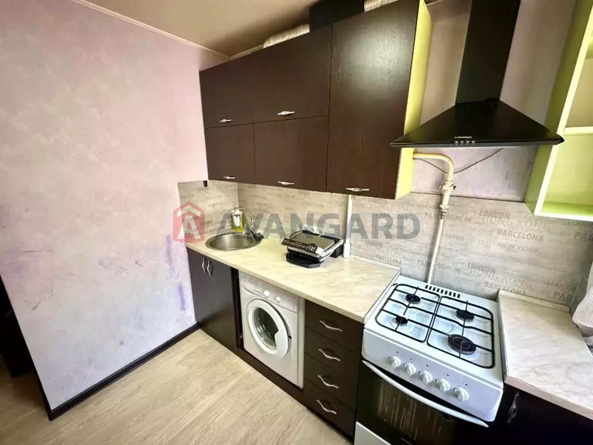 1 ����. ��������, 30/16/6 ��. �., 5/5 ���� ���� 2