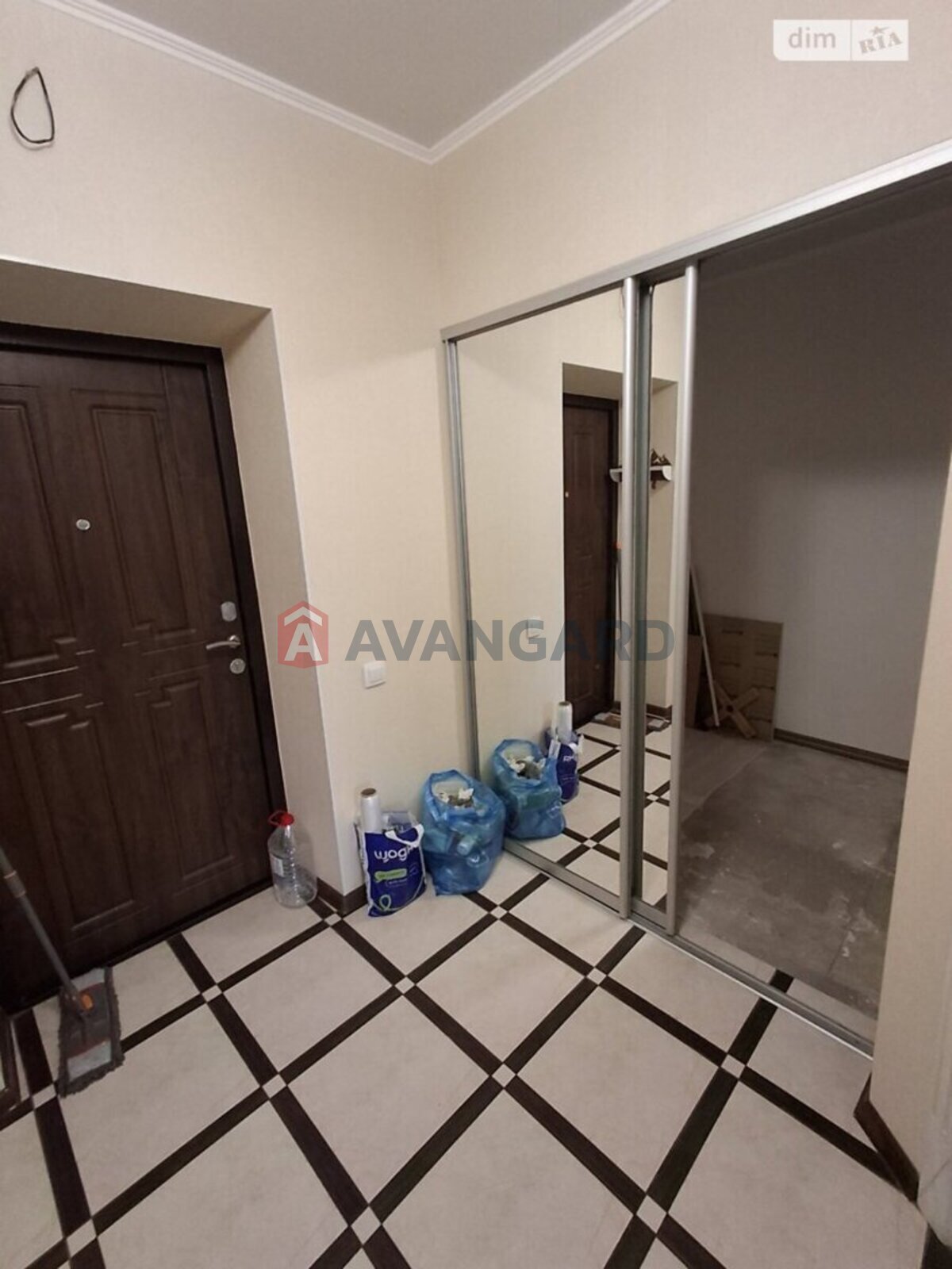 1 ��. ��������, 57/-/- ��. �., 9/12 ������ ���� 16