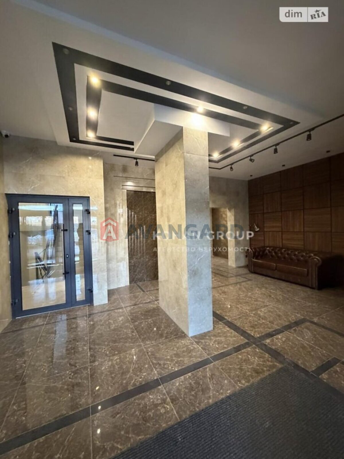 1 ��. ��������, 53/-/- ��. �., 2/14 ������ ���� 4